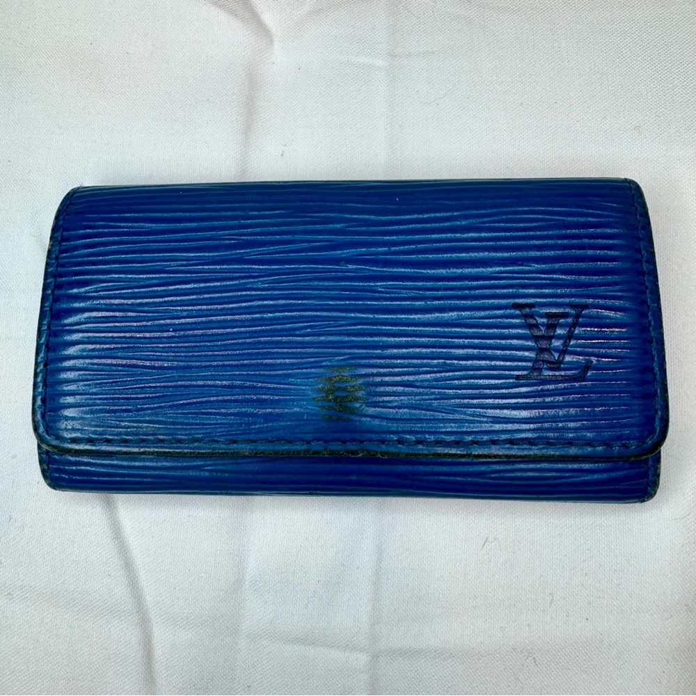 Louis Vuitton Blue Epi Leather 4 Key Holder - GUC